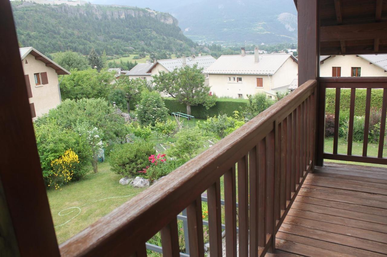 Apartamento Le Ginkgo - Mont Dauphin Eygliers Exterior foto